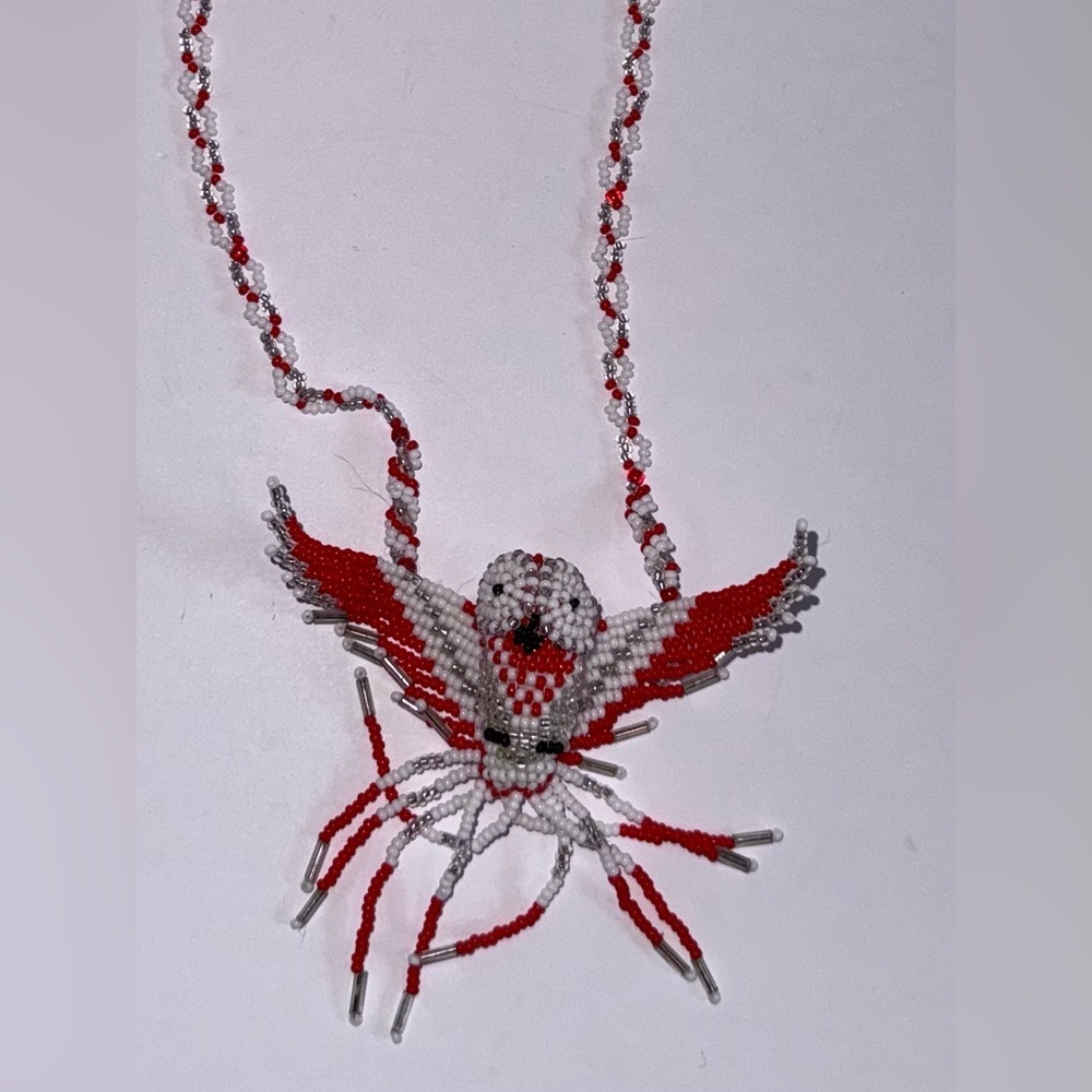 hand-beaded 3D bird necklace ( hummingbird)